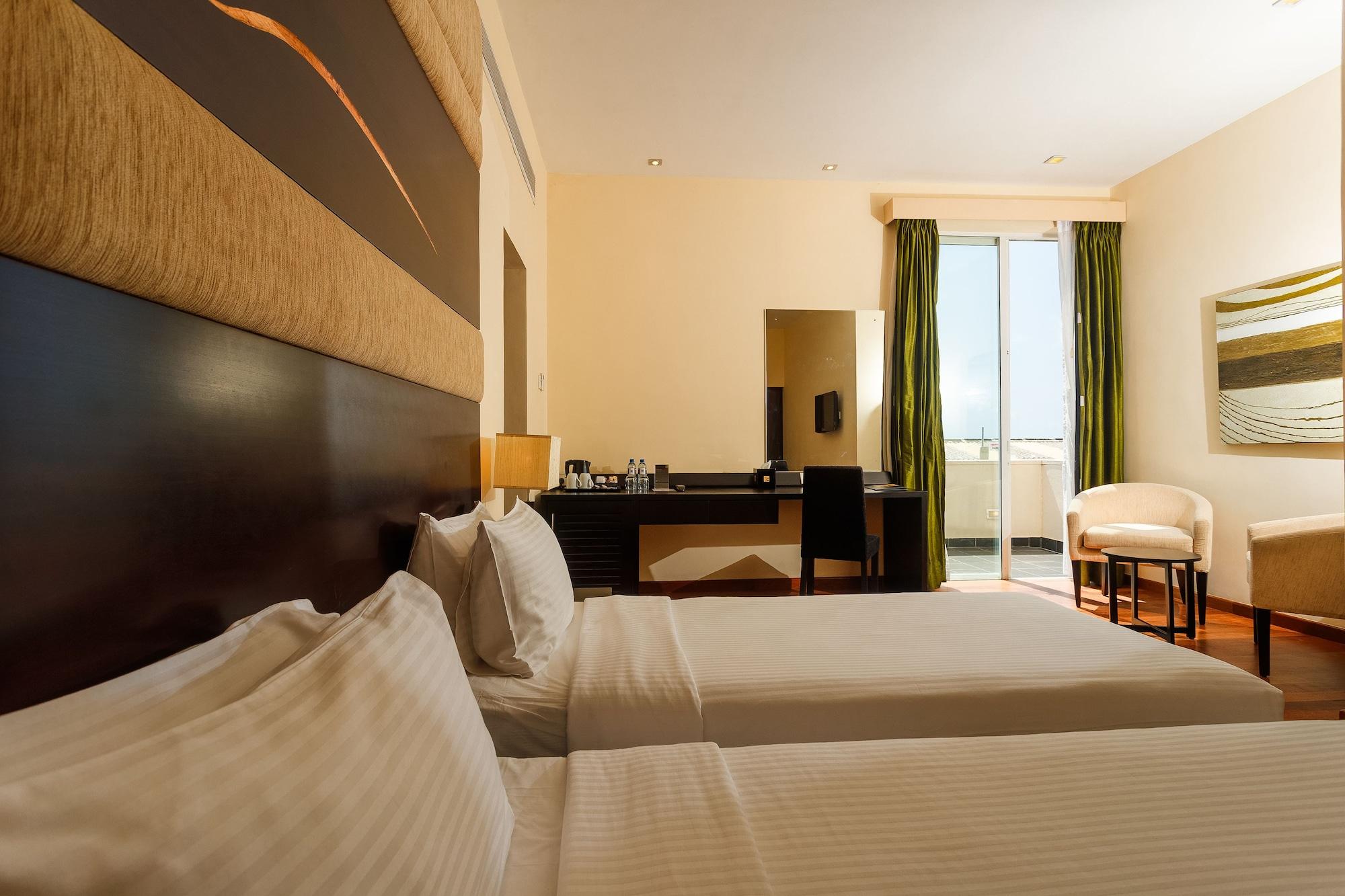 Renuka City Hotel Коломбо Экстерьер фото
