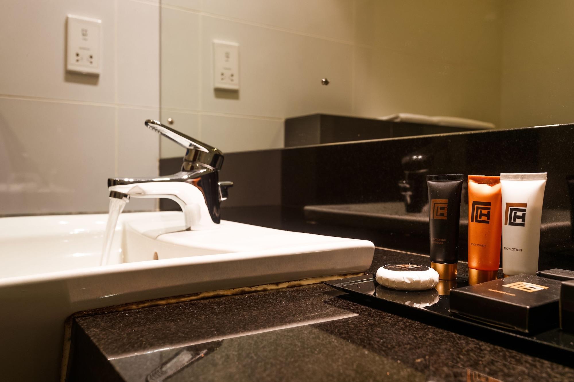 Renuka City Hotel Коломбо Экстерьер фото