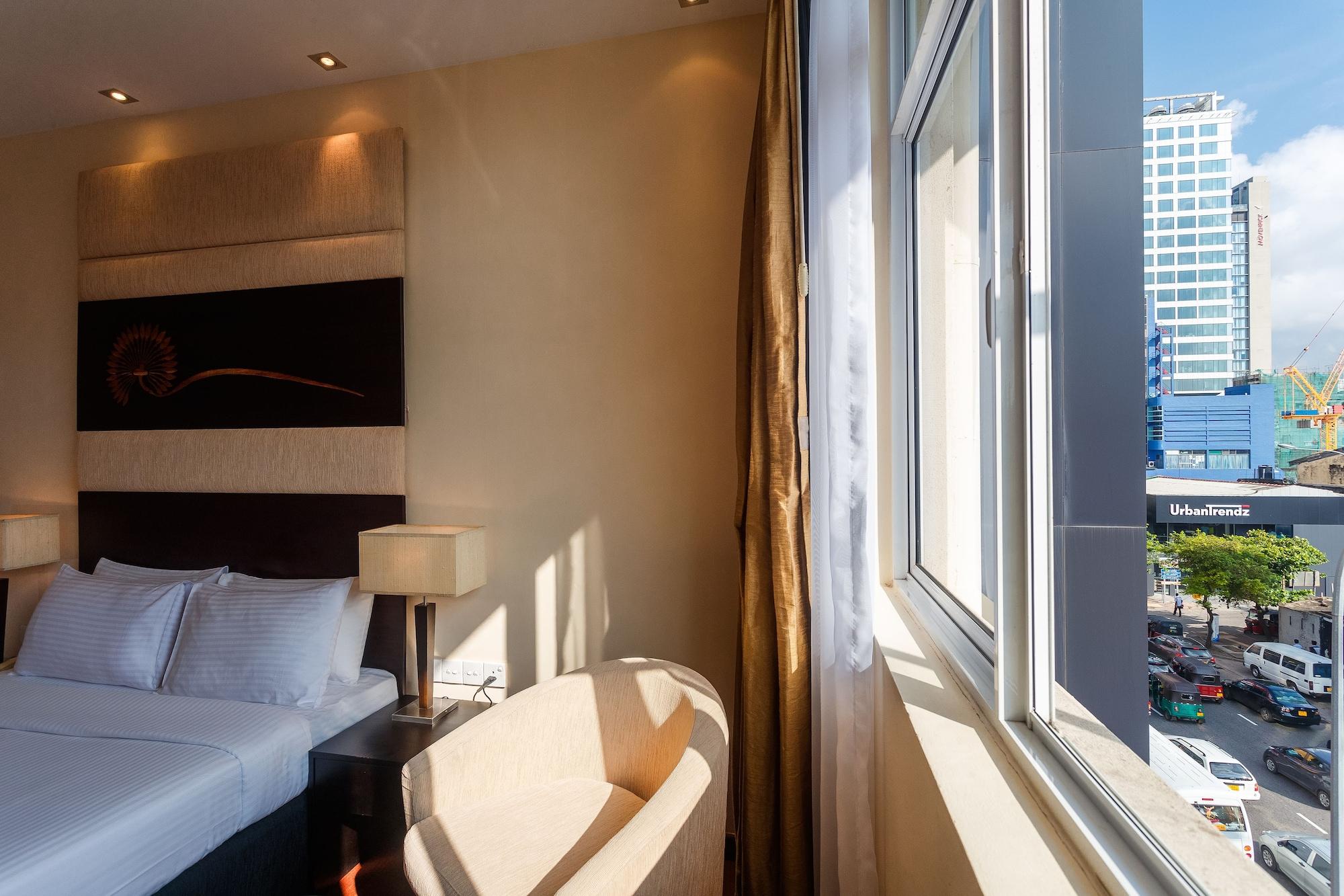 Renuka City Hotel Коломбо Экстерьер фото