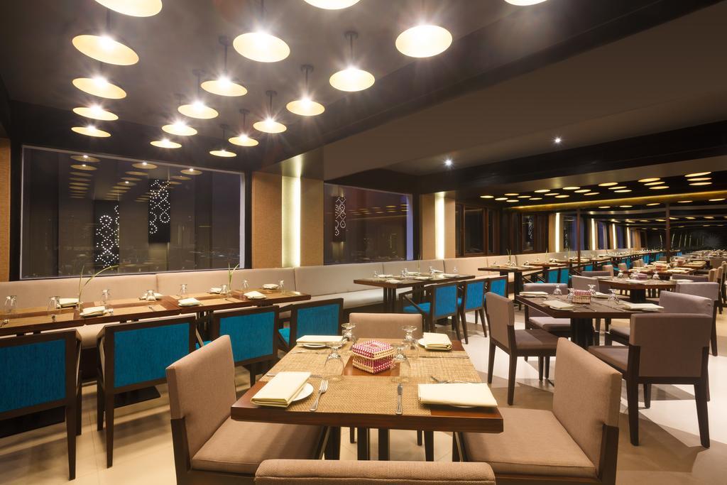 Renuka City Hotel Коломбо Экстерьер фото