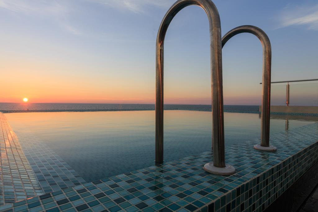 Renuka City Hotel Коломбо Экстерьер фото