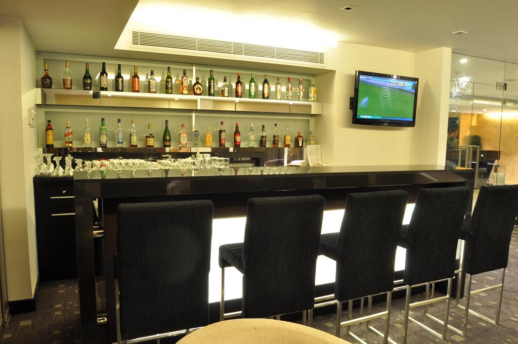 Renuka City Hotel Коломбо Экстерьер фото